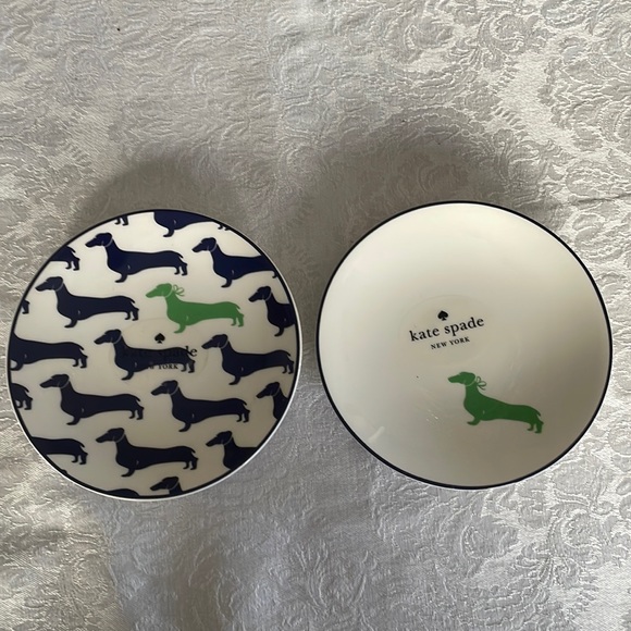🎉🎉HP🎉🎉Kate spade 5.75 Wickford Dachshund Tibit plate. - Picture 1 of 8